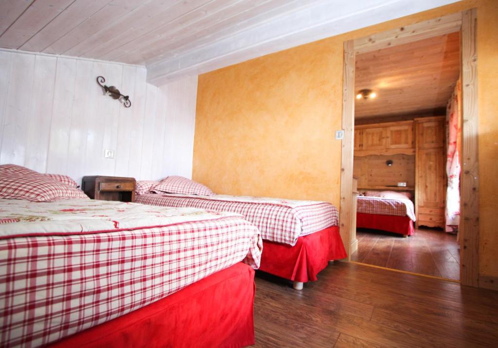 Alpen Roc Hotel Morzine Quarto foto